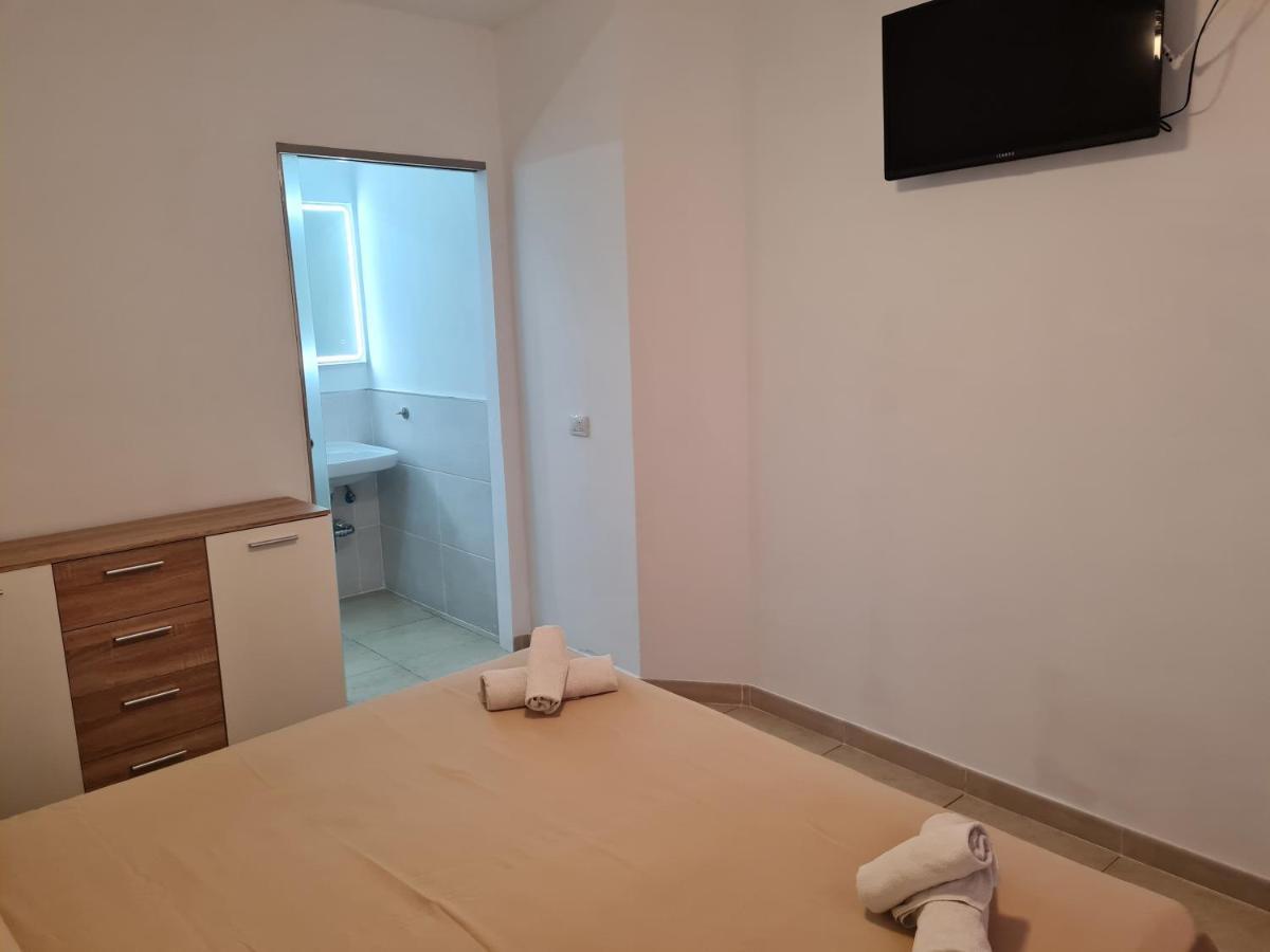 Habitaciones Nathaly Арменьиме Экстерьер фото